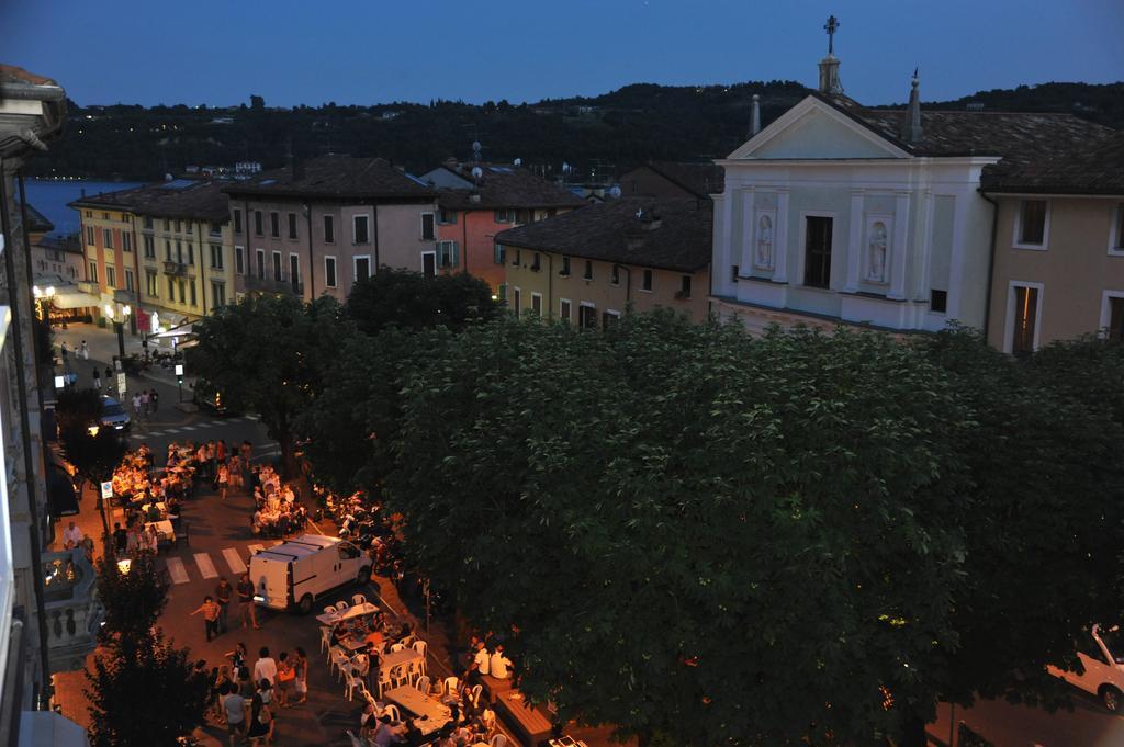 Hotel Ristorante Commercio Сало Экстерьер фото